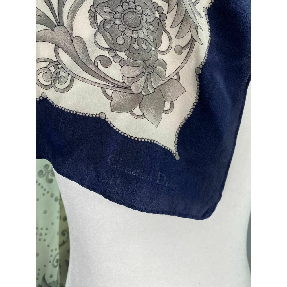 Christian Dior floral scarf - Picture 3 of 5